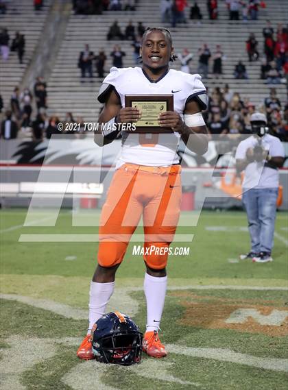 Thumbnail 3 in Zebulon B. Vance vs. Rolesville (NCHSAA 4AA Final) photogallery.
