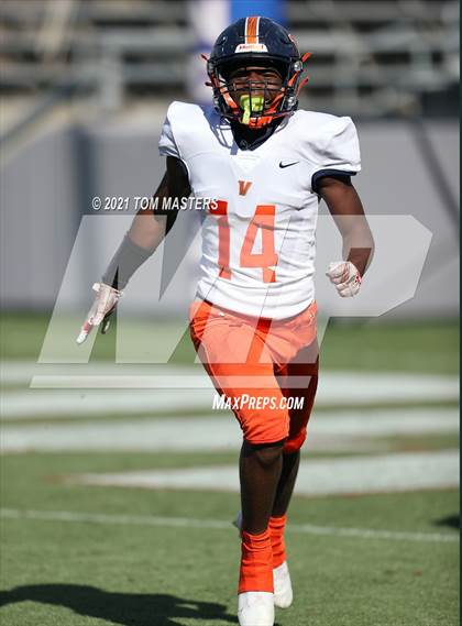 Thumbnail 1 in Zebulon B. Vance vs. Rolesville (NCHSAA 4AA Final) photogallery.