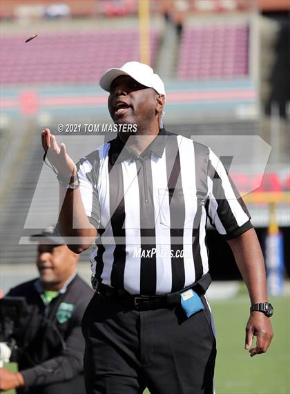 Thumbnail 3 in Zebulon B. Vance vs. Rolesville (NCHSAA 4AA Final) photogallery.