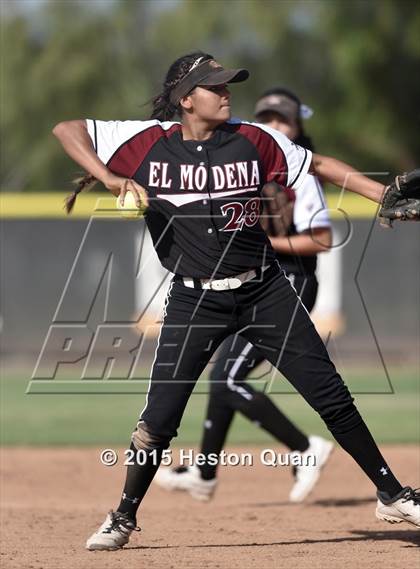 Thumbnail 1 in El Modena @ Canyon photogallery.