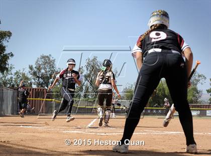Thumbnail 1 in El Modena @ Canyon photogallery.