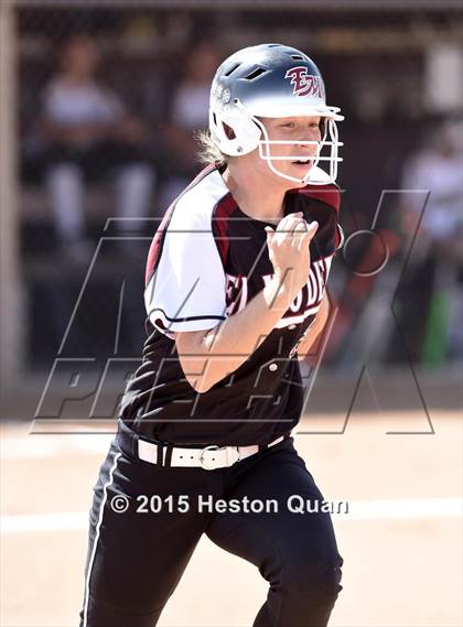 Thumbnail 1 in El Modena @ Canyon photogallery.