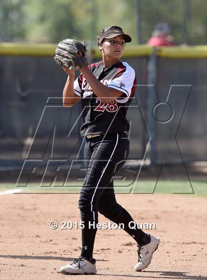 Thumbnail 1 in El Modena @ Canyon photogallery.