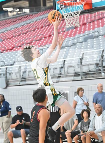 Thumbnail 2 in San Tan Charter vs. Clovis West (Section 7) photogallery.