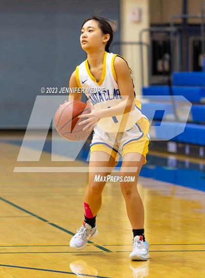 Thumbnail 2 in San Leandro vs. Santa Clara photogallery.