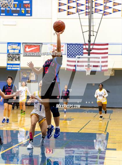Thumbnail 3 in San Leandro vs. Santa Clara photogallery.