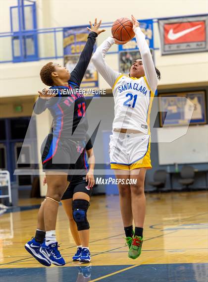 Thumbnail 3 in San Leandro vs. Santa Clara photogallery.