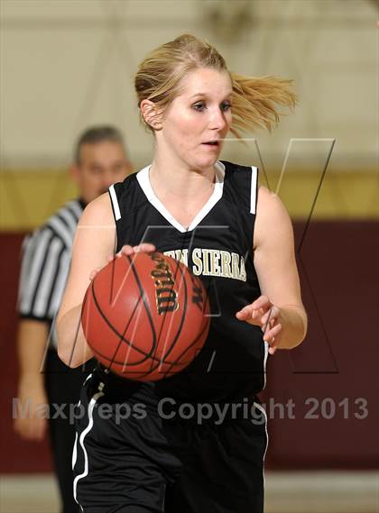 Thumbnail 2 in Golden Sierra @ Encina Prep photogallery.