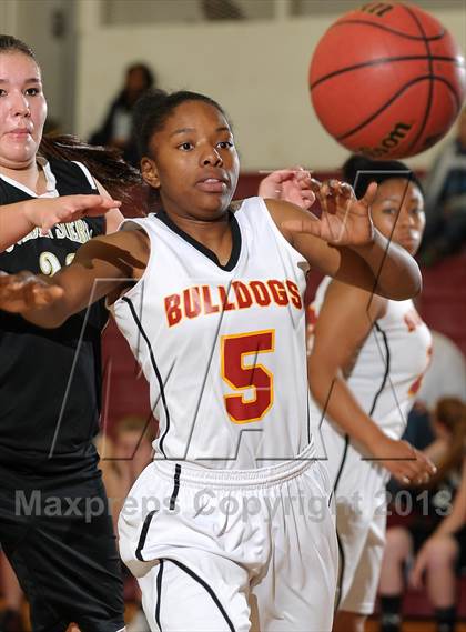 Thumbnail 1 in Golden Sierra @ Encina Prep photogallery.