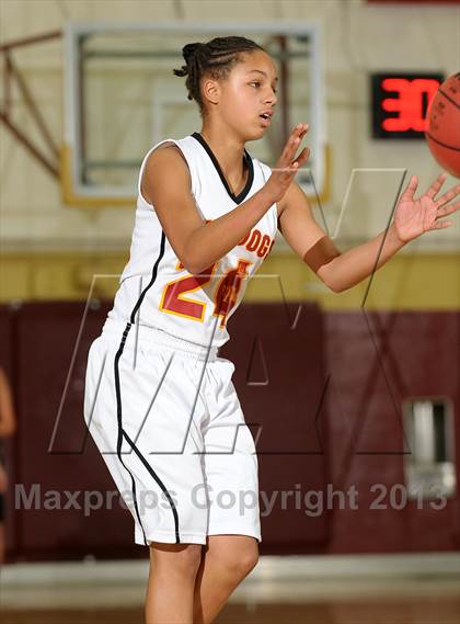 Thumbnail 1 in Golden Sierra @ Encina Prep photogallery.