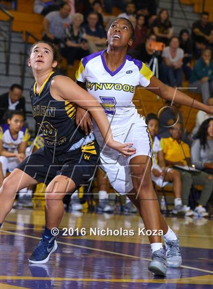 Thumbnail 1 in Warren vs. Lynwood photogallery.