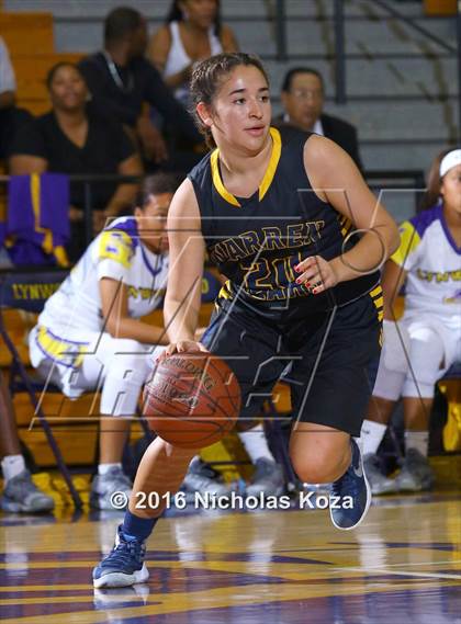 Thumbnail 3 in Warren vs. Lynwood photogallery.