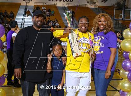 Thumbnail 1 in Warren vs. Lynwood photogallery.