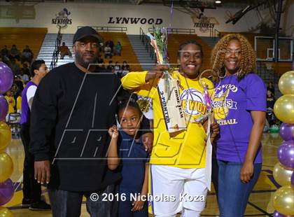 Thumbnail 3 in Warren vs. Lynwood photogallery.