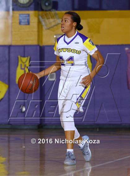 Thumbnail 3 in Warren vs. Lynwood photogallery.