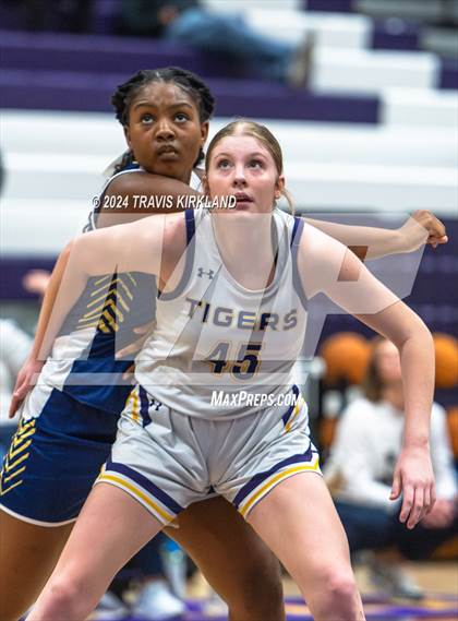 Thumbnail 1 in Moody @ Springville photogallery.