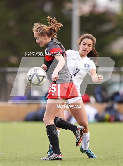 Thumbnail 2 in Urban vs. Marin Academy (CIF NCS 2nd Round Playoff) photogallery.