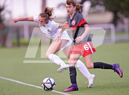Thumbnail 2 in Urban vs. Marin Academy (CIF NCS 2nd Round Playoff) photogallery.