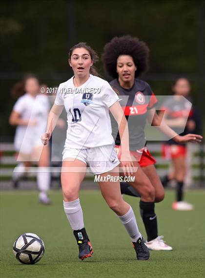 Thumbnail 2 in Urban vs. Marin Academy (CIF NCS 2nd Round Playoff) photogallery.