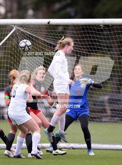 Thumbnail 2 in Urban vs. Marin Academy (CIF NCS 2nd Round Playoff) photogallery.