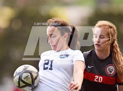 Thumbnail 2 in Urban vs. Marin Academy (CIF NCS 2nd Round Playoff) photogallery.