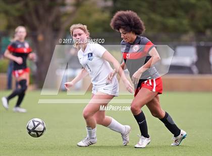 Thumbnail 2 in Urban vs. Marin Academy (CIF NCS 2nd Round Playoff) photogallery.