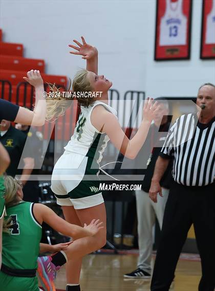 Thumbnail 2 in North Central vs Wood Memorial (IHSAA 1A Semi State Semi Final) photogallery.