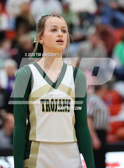 Thumbnail 3 in North Central vs Wood Memorial (IHSAA 1A Semi State Semi Final) photogallery.