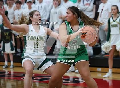 Thumbnail 3 in North Central vs Wood Memorial (IHSAA 1A Semi State Semi Final) photogallery.