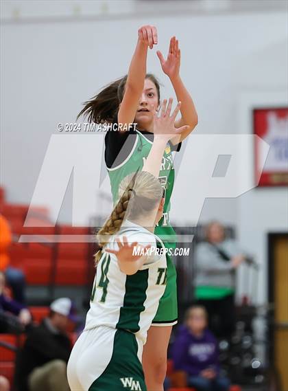 Thumbnail 2 in North Central vs Wood Memorial (IHSAA 1A Semi State Semi Final) photogallery.
