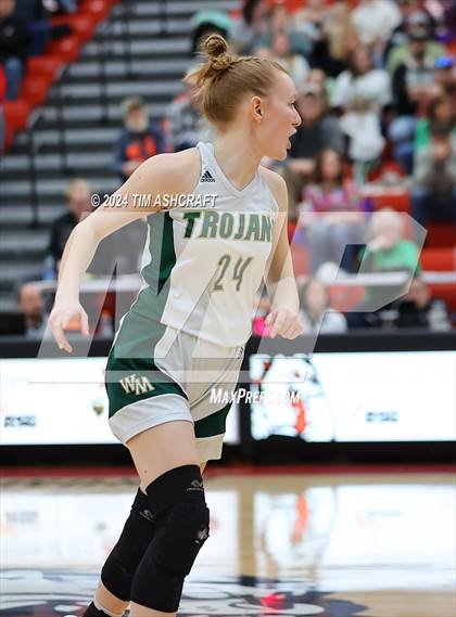 Thumbnail 2 in North Central vs Wood Memorial (IHSAA 1A Semi State Semi Final) photogallery.