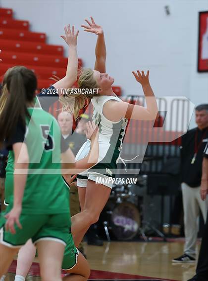 Thumbnail 1 in North Central vs Wood Memorial (IHSAA 1A Semi State Semi Final) photogallery.