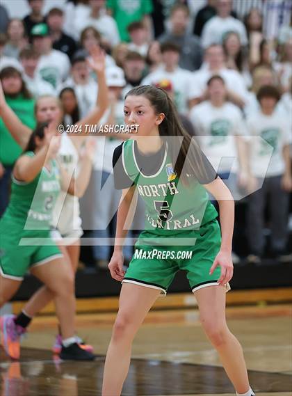 Thumbnail 3 in North Central vs Wood Memorial (IHSAA 1A Semi State Semi Final) photogallery.