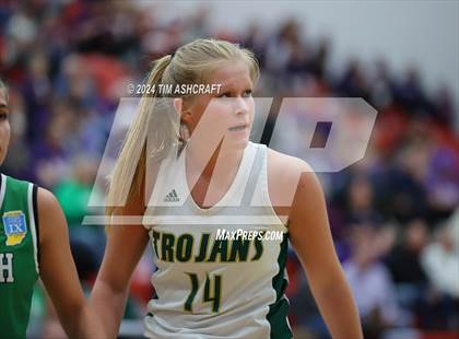 Thumbnail 3 in North Central vs Wood Memorial (IHSAA 1A Semi State Semi Final) photogallery.