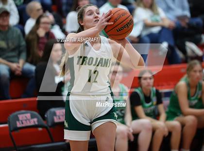 Thumbnail 2 in North Central vs Wood Memorial (IHSAA 1A Semi State Semi Final) photogallery.