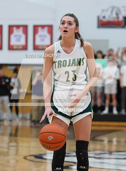 Thumbnail 3 in North Central vs Wood Memorial (IHSAA 1A Semi State Semi Final) photogallery.