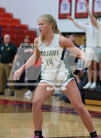 Thumbnail 1 in North Central vs Wood Memorial (IHSAA 1A Semi State Semi Final) photogallery.