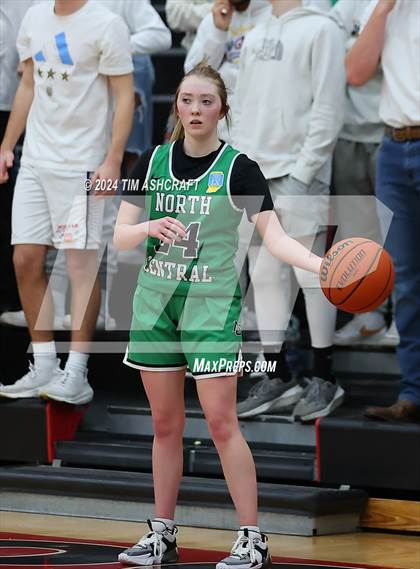 Thumbnail 3 in North Central vs Wood Memorial (IHSAA 1A Semi State Semi Final) photogallery.