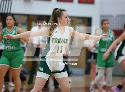 Thumbnail 1 in North Central vs Wood Memorial (IHSAA 1A Semi State Semi Final) photogallery.