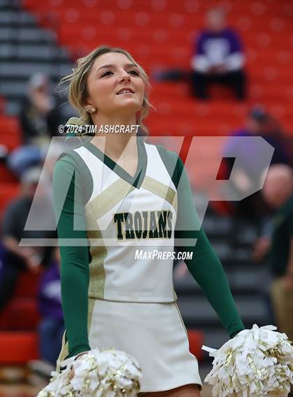 Thumbnail 1 in North Central vs Wood Memorial (IHSAA 1A Semi State Semi Final) photogallery.