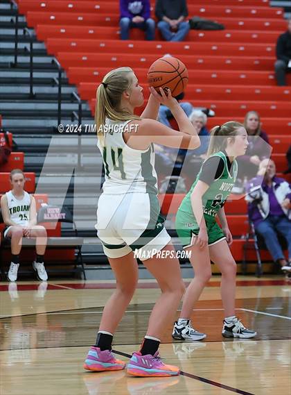 Thumbnail 3 in North Central vs Wood Memorial (IHSAA 1A Semi State Semi Final) photogallery.