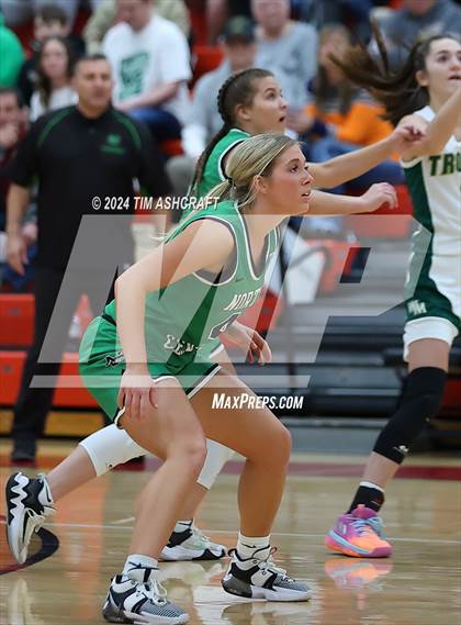 Thumbnail 2 in North Central vs Wood Memorial (IHSAA 1A Semi State Semi Final) photogallery.