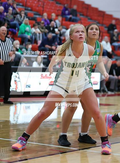 Thumbnail 3 in North Central vs Wood Memorial (IHSAA 1A Semi State Semi Final) photogallery.
