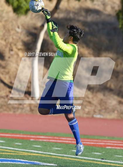 Thumbnail 2 in Eastlake vs. Scripps Ranch (26th Annual San Diego Holiday Classic) photogallery.