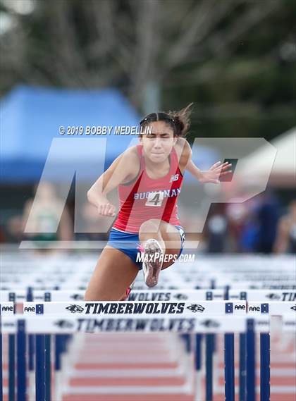Thumbnail 2 in Clovis East Carnival photogallery.