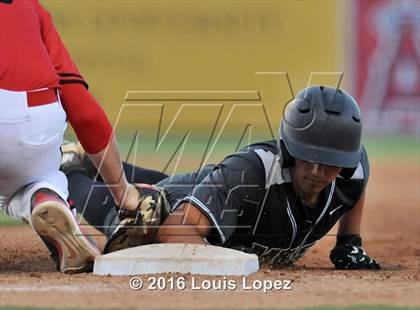 Thumbnail 3 in Murrieta Mesa vs. Harvard-Westlake (CIF SS DIV 1 Final) photogallery.