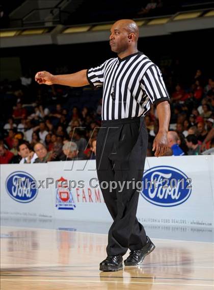 Thumbnail 1 in Arroyo Grande vs. Pasadena (CIF SS D3AAA Final) photogallery.