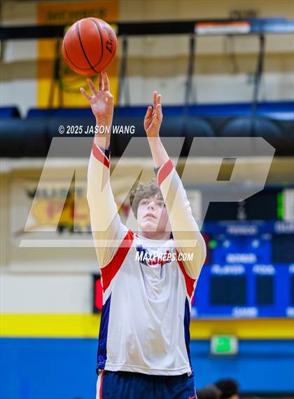 Thumbnail 1 in Juanita @ Hazen photogallery.