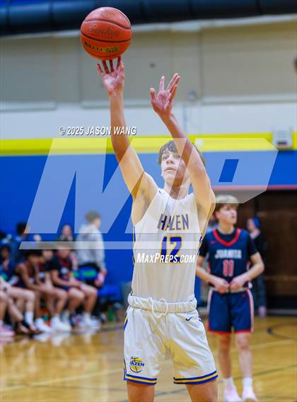 Thumbnail 2 in Juanita @ Hazen photogallery.