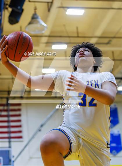 Thumbnail 3 in Juanita @ Hazen photogallery.